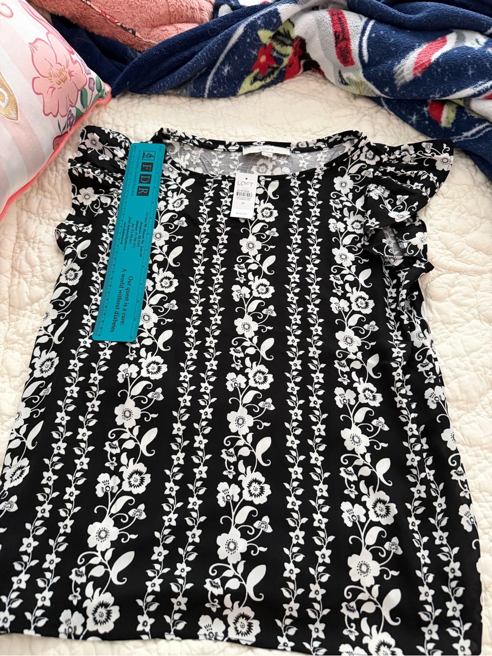 Loft Black & White Floral Ruffle Sleeve Top